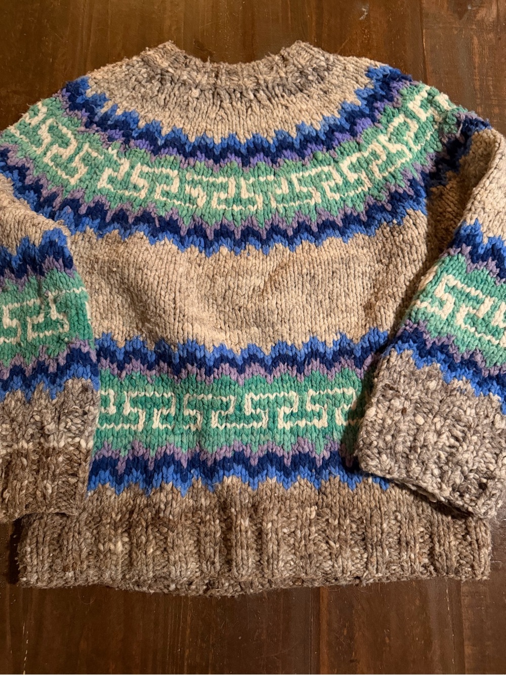 VTG Chunky Handknit Fair Isle Sweater in Beige, Blue & Green